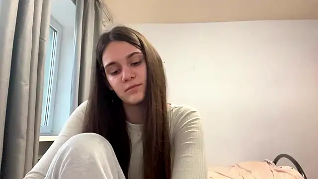 MaryRaven webcam