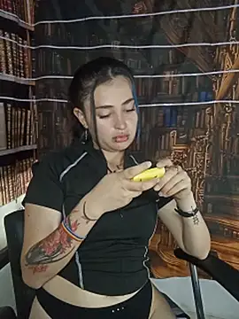 MilkyNeko_ webcam