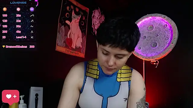girl_intense444 webcam