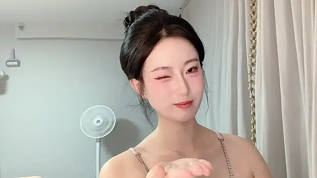 1X-yiyi webcam