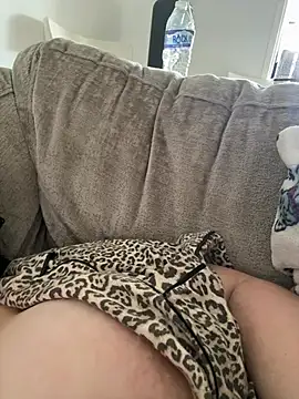 lucyxoxq webcam