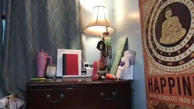 LuLuValenttine101 webcam