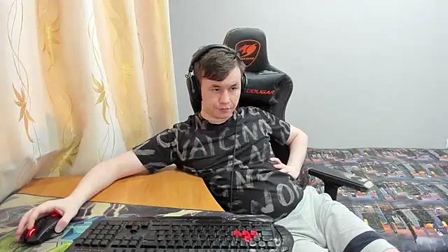 iliaskrislove webcam