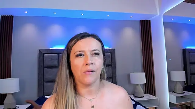 Susann_Ross webcam