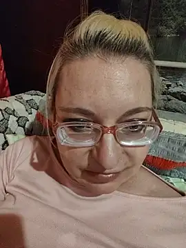 VikaKing webcam