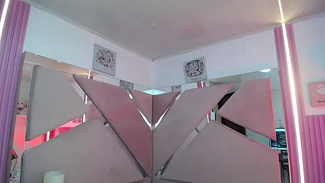 Mia_garcia28 webcam