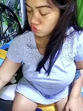 PreggyHotBigBoobs webcam