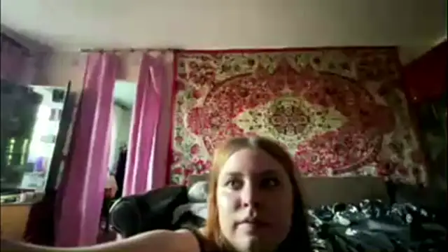 Violette_Iguina webcam
