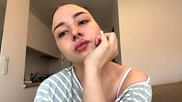 BrandiEngberg webcam
