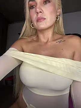 alicev_kitty