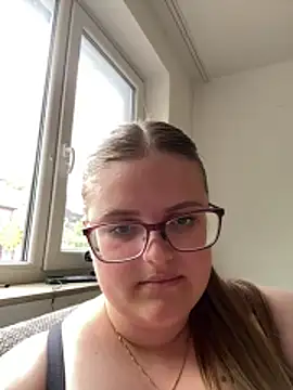 CurvyPaar2 webcam
