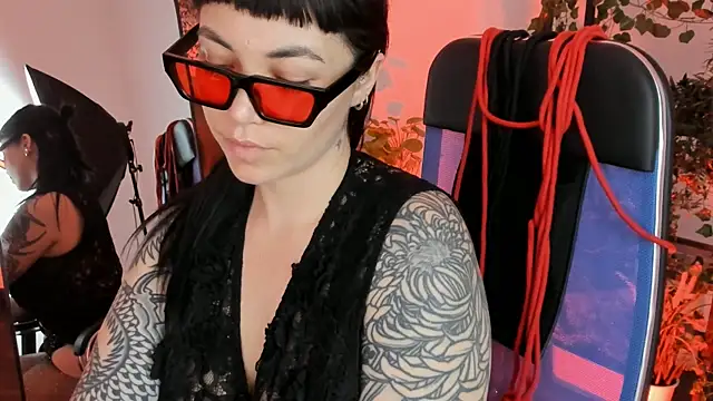 NeoGeisha webcam