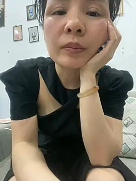 Ivy_Trix2 webcam