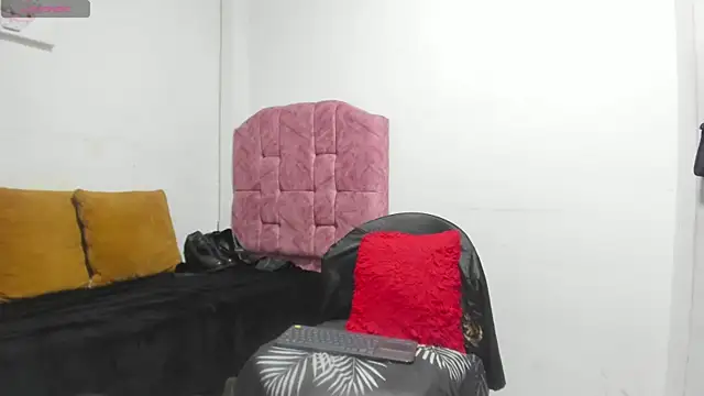 tiharaladys webcam