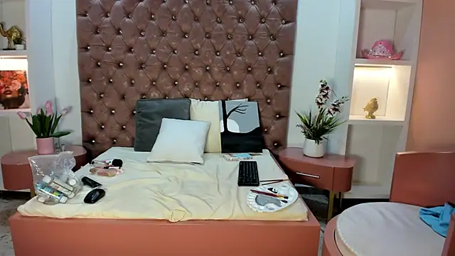 Bella_Rouge0 webcam