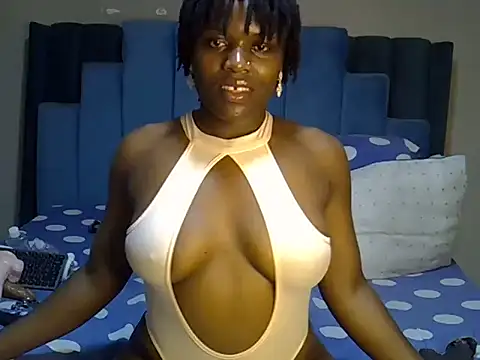 melanin_moon webcam