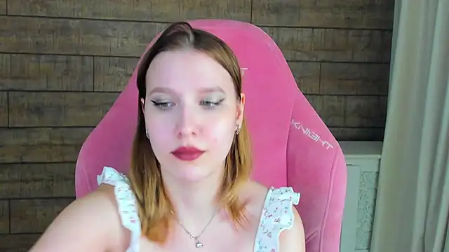 LiliLinn webcam