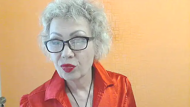 NessyJenixs webcam