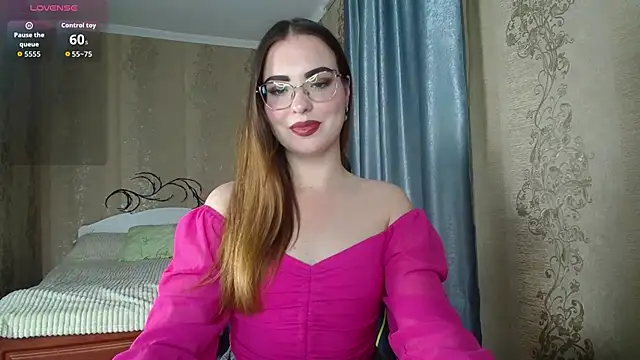 Leila_Kissyu webcam