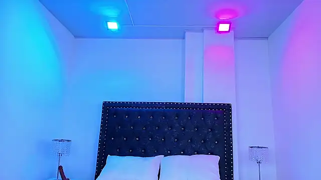 Maddie_T18 webcam