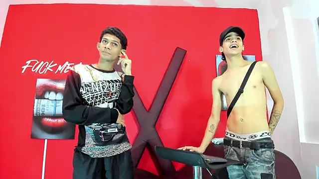 twinks_boysx - TWINKS_BOYSX's free webcam - UK Sex Cams