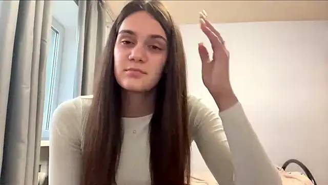 MaryRaven webcam