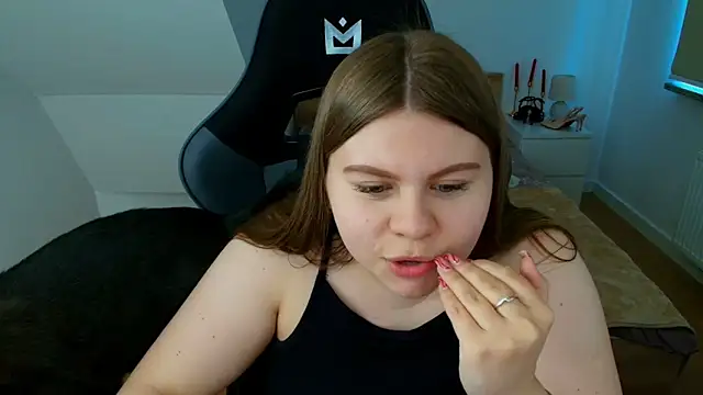 AbbyLuxee webcam