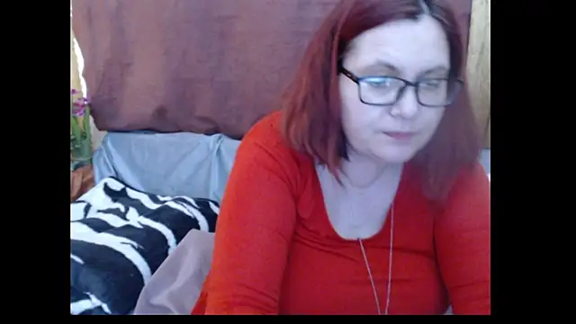 PlayfullMature webcam