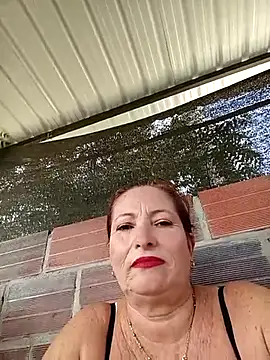 Sexy-Woman-Mature webcam