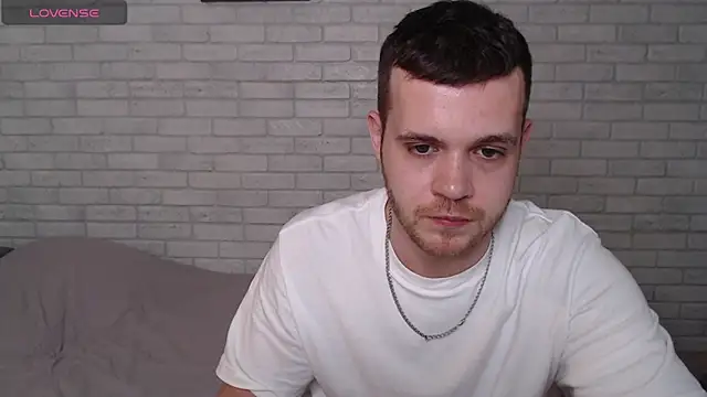 Alexxx_horny webcam