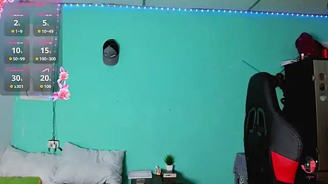 sensitive_brunette webcam