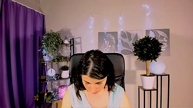MartaEdams webcam