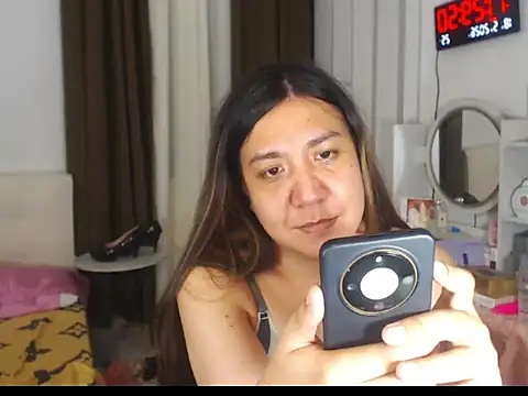 stellahugeX webcam