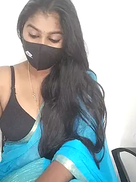 Tamil_Azhaghi webcam