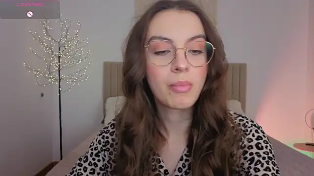 Real_cutie1 webcam
