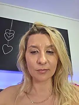 KaylinJan webcam