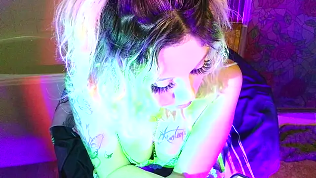 TEXASMARYYYJANE webcam