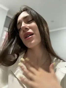 BOOMFOXY live sex cam