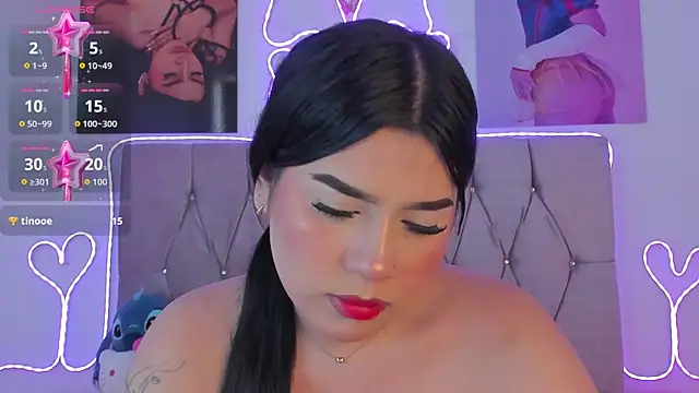 Ashley_piinkk_ webcam