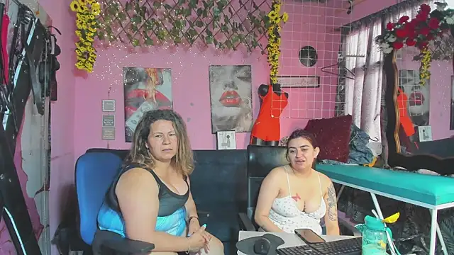 lesbiancuple webcam
