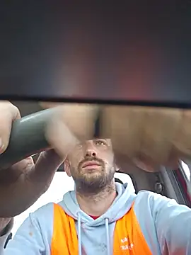 stfvataman (M young) - The dick smiles.