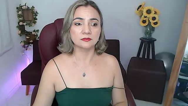 ana_milf webcam