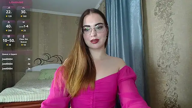 Leila_Kissyu webcam