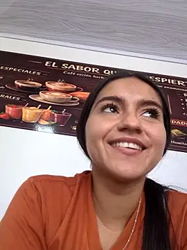 dulcecarox - DulceCaroX's free webcam - UK Sex Cams