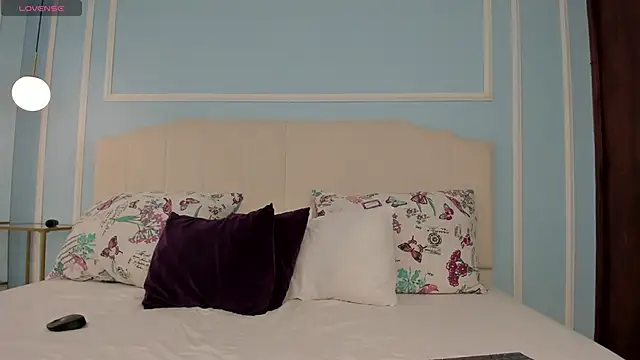 alma_sweeet webcam