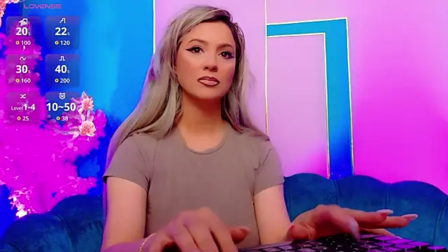 AriannaSins webcam