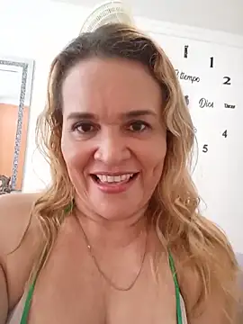 charlotte_milf30 webcam
