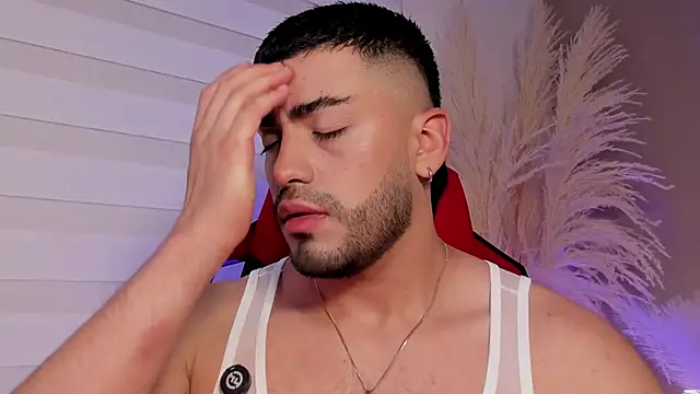 Alexander_Diazz webcam