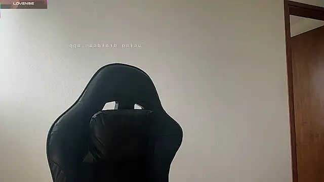 Maxx_valiant webcam