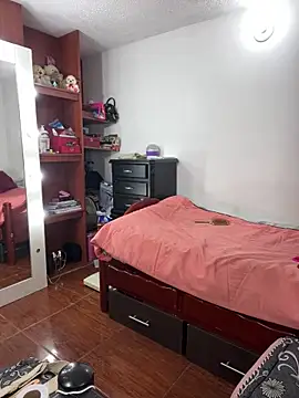 MariamGray1 webcam